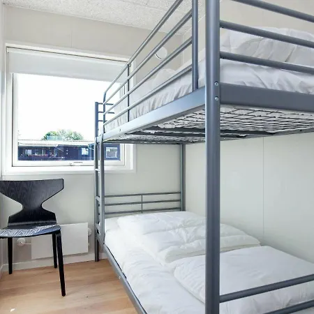 14 Person Holiday In *